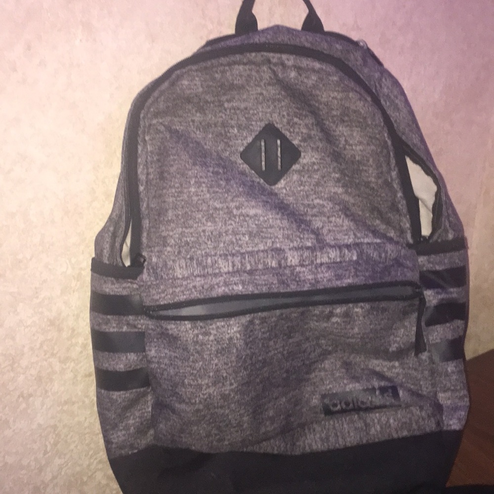 Backpack - Picture 4 of 4